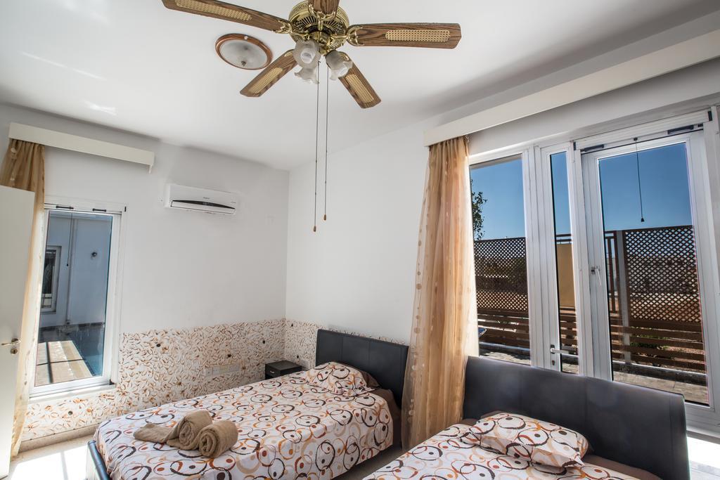 Napa Nissi House Villa Ayia Napa Bagian luar foto
