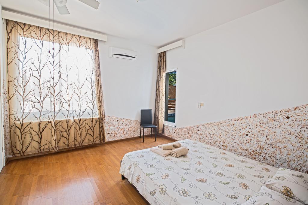Napa Nissi House Villa Ayia Napa Bagian luar foto